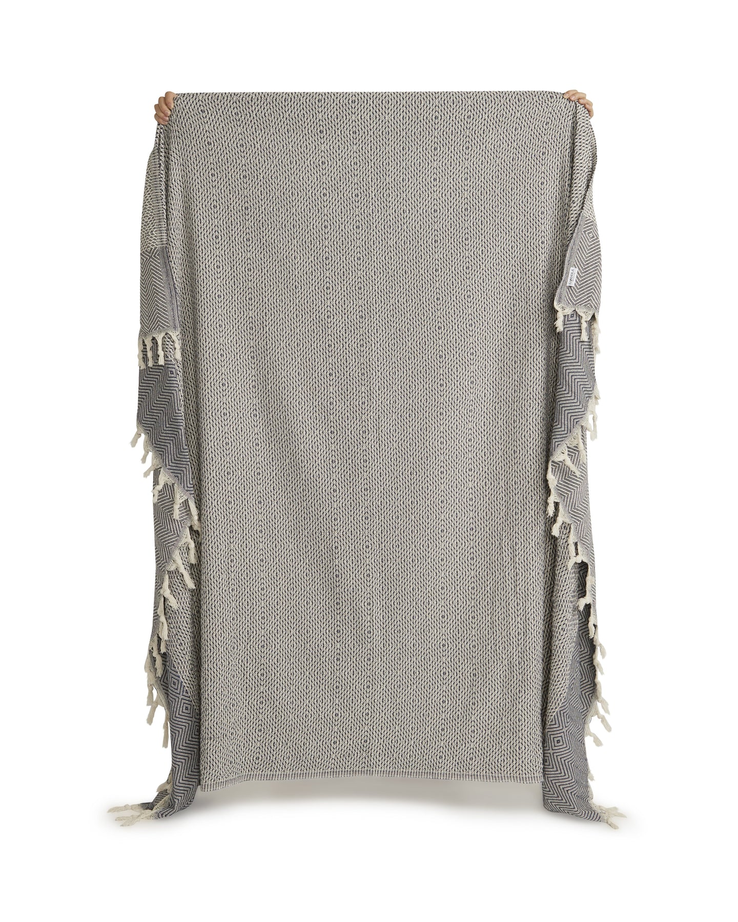 Ozoola diamond family beach blanket in deep blue